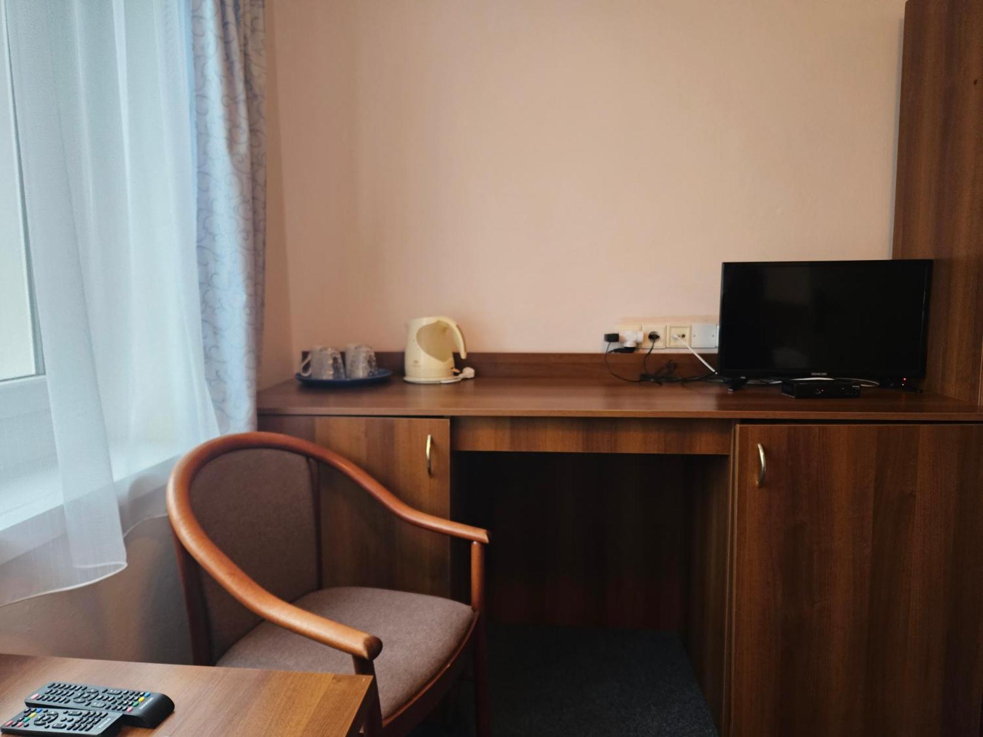 Hotel Trim 파르두비체 외부 사진