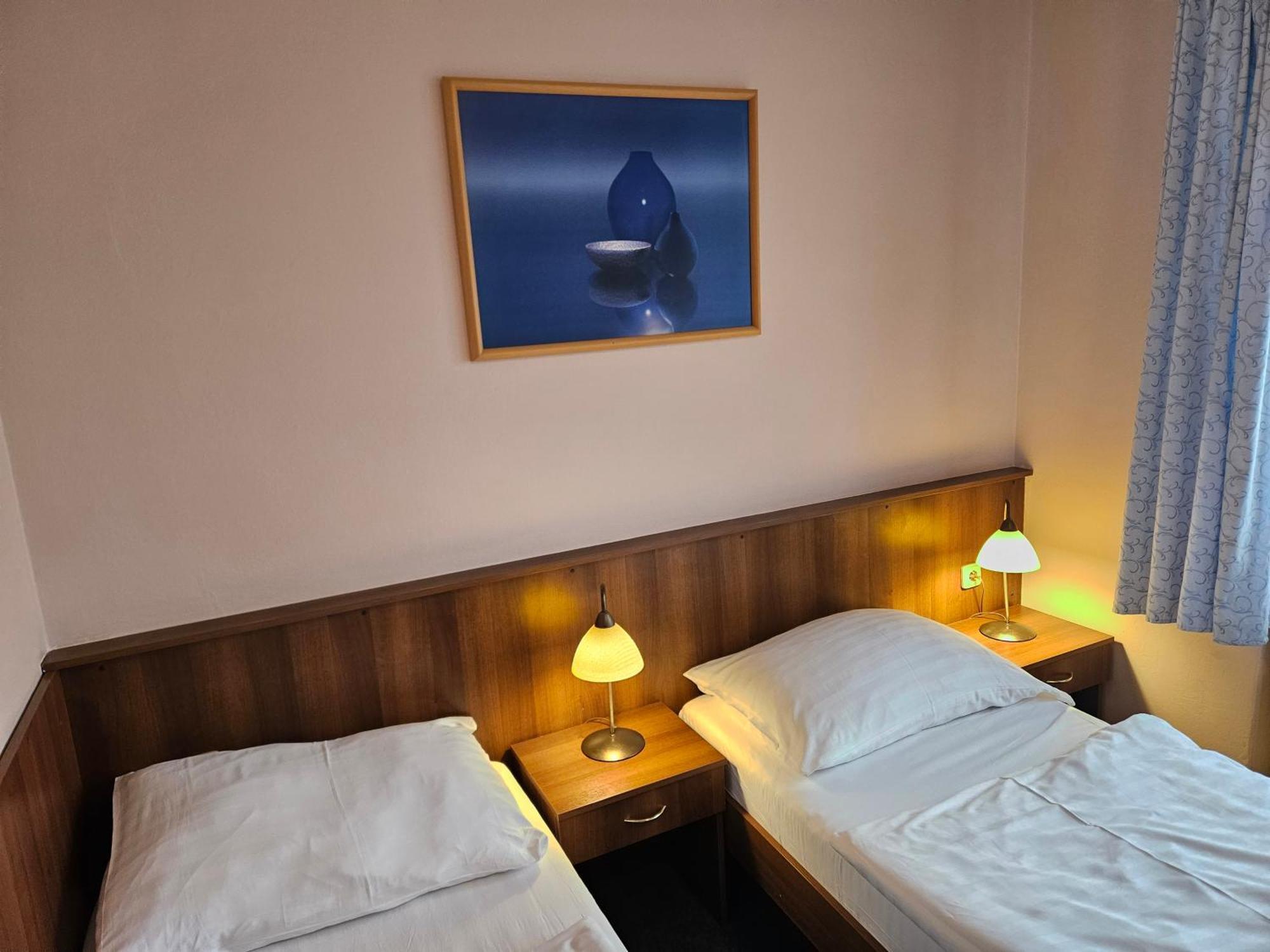 Hotel Trim 파르두비체 외부 사진