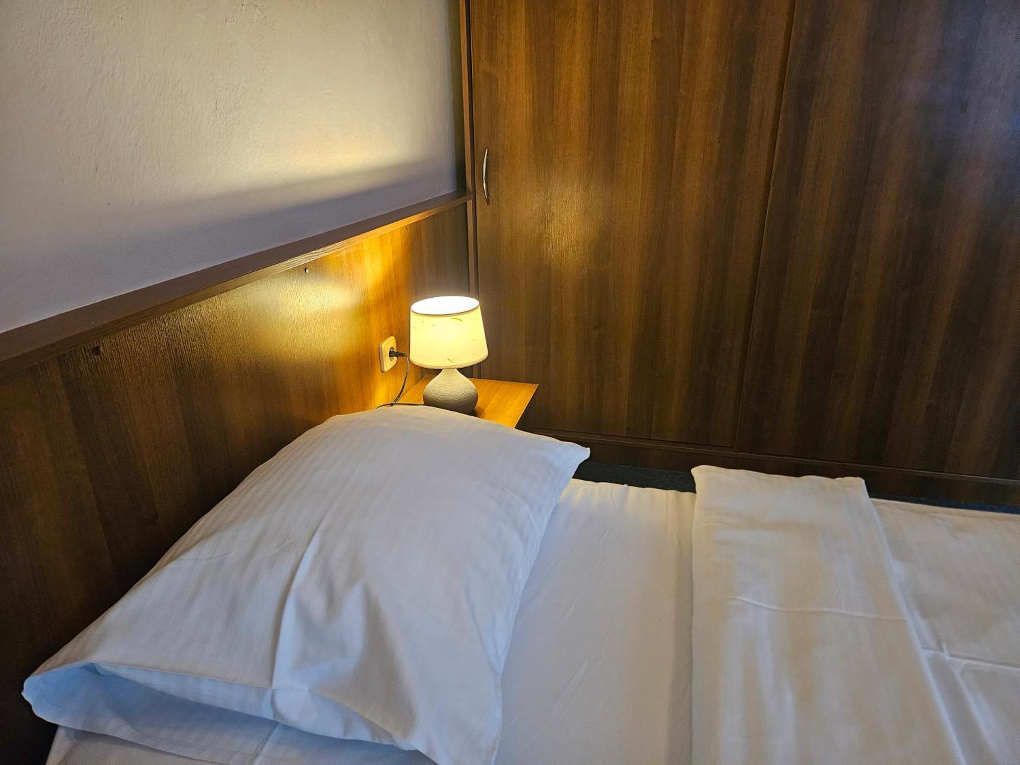 Hotel Trim 파르두비체 외부 사진