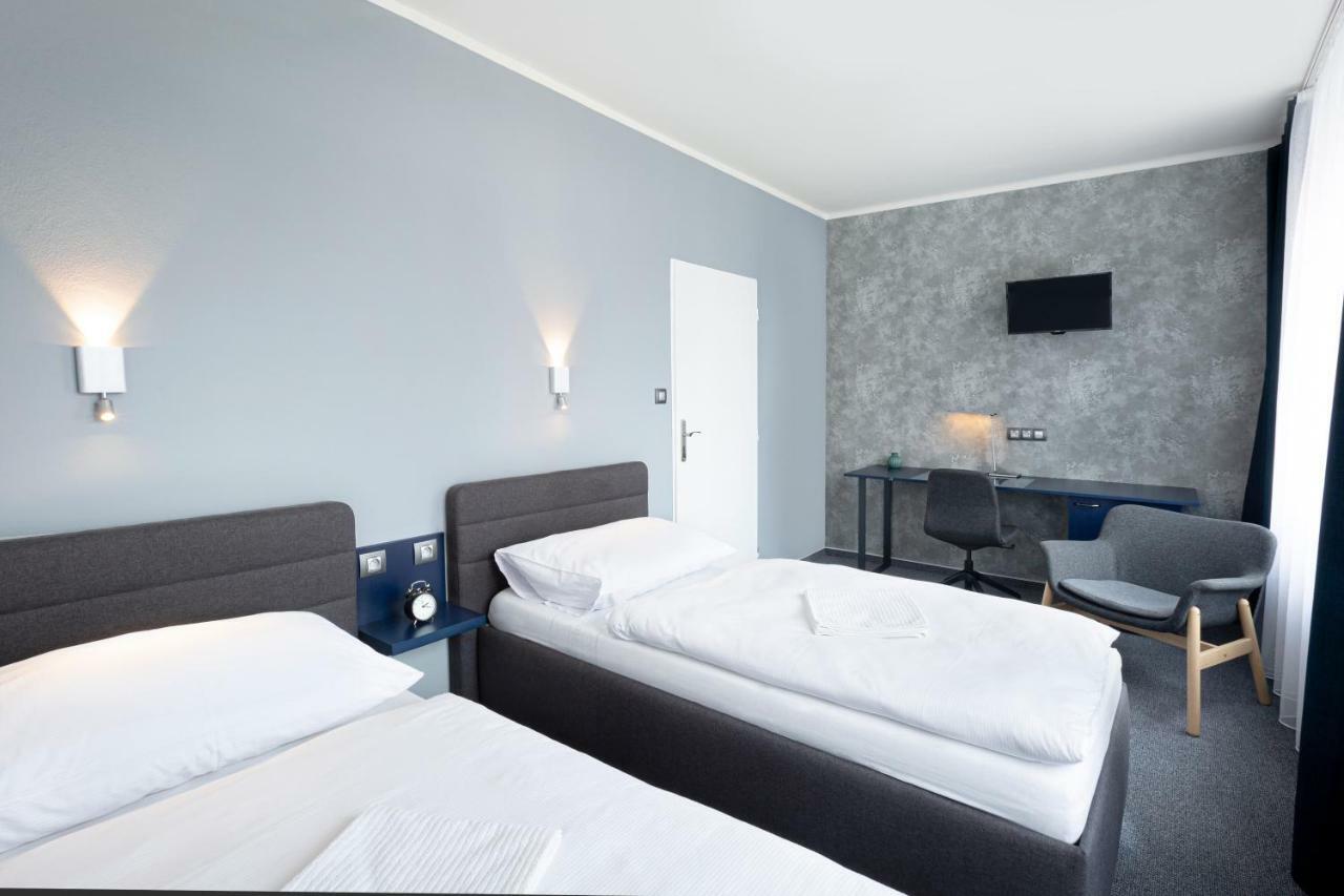 Hotel Trim 파르두비체 외부 사진